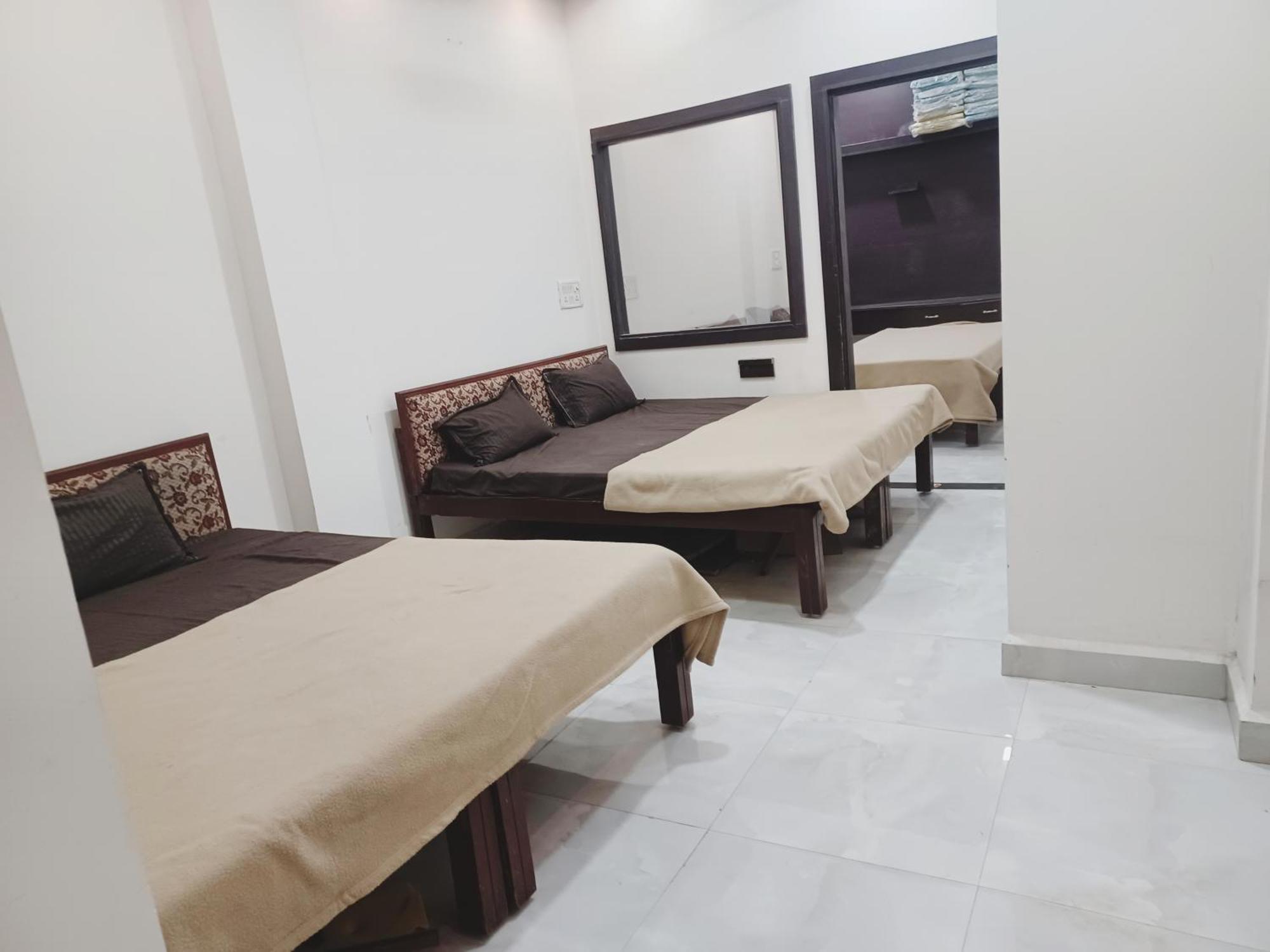 Hotel Prakash Palace Ujjain Extérieur photo